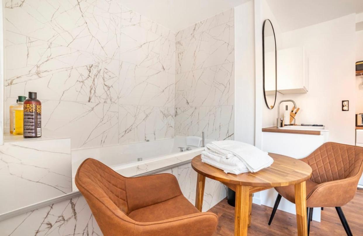 Apartmán Parenthese Roanne Pierre Depierre Exteriér fotografie