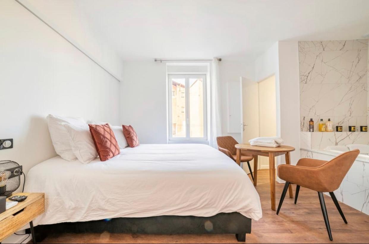 Apartmán Parenthese Roanne Pierre Depierre Exteriér fotografie